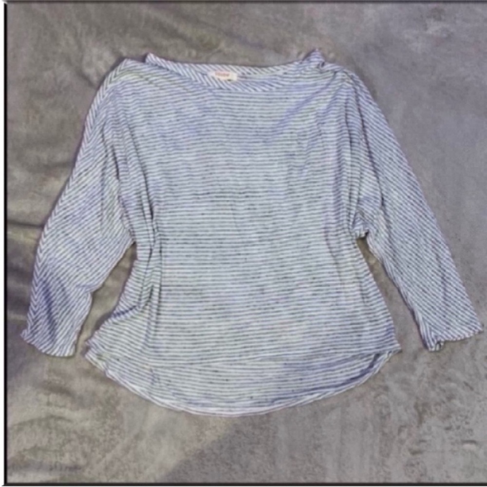 SOLOW Gray White Stripe Top